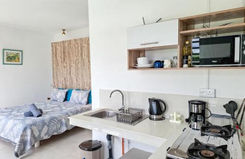 La Gaulette Apartment | Studio Indian by IHR