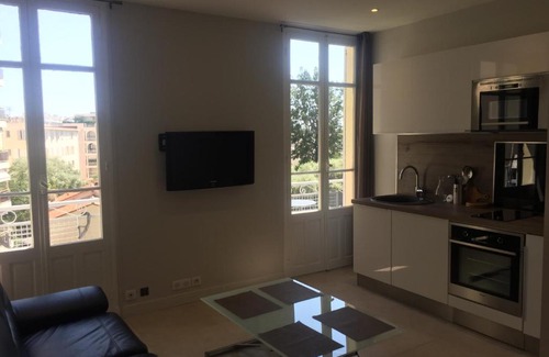 Juan-les-Pins Apartment | Studio Juan-les-pins Proche plage et commerce