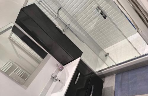 Ault Apartment | Studio "La fleur de Lys"