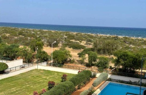 Bouvet Island Apartment | Studio LAURA with a view of the sea near the beach in northern Cyprus