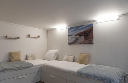 Saint-Marc-sur-Mer Apartment | Studio Le Coquillage Bleu - Un pied-à-terre entre le sable fin et le rire facile !