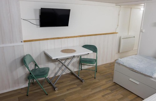 Saint-Marc-sur-Mer Apartment | Studio Le Coquillage Bleu - Un pied-à-terre entre le sable fin et le rire facile !