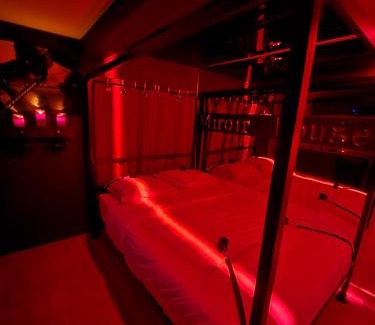 Meaux Apartment | Studio Le Miroir Rouge