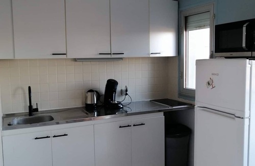 Fort-Mahon-Plage Apartment | Studio Le Sandettie 50 meters from the beach! +private garage