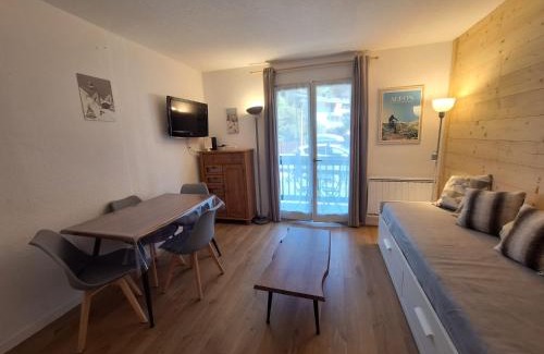 Saint-Etienne-de-Tinee Apartment | Studio Les 3 Lys Auron