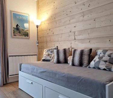 Saint-Etienne-de-Tinee Apartment | Studio Les 3 Lys Auron