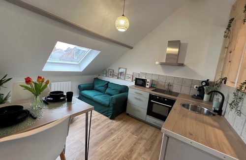 Calais Apartment | Studio Les Tulipes