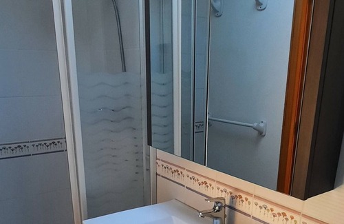 Le Petit Charran Apartment | ★Studio Liberty mezzanine, air conditioned, terrace + parking / near town centre