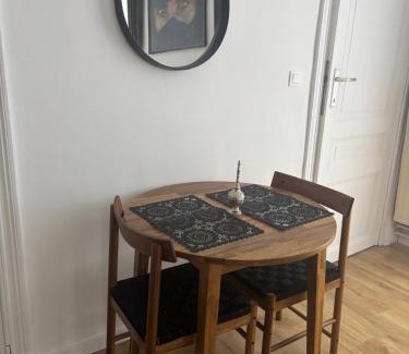 Koekelberg Apartment | Studio Lilia