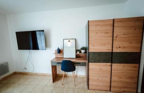 Livry-Gargan Apartment | Studio lumineux 20 mn de Paris