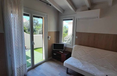 Grosseto-Prugna Apartment | Studio Maisonnette Dans Résidence Avec Piscine Porticcio, 2min Plage et Commerce