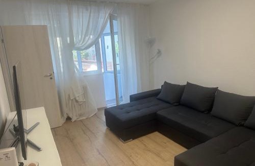 Bucharest Apartment | Studio Marcu