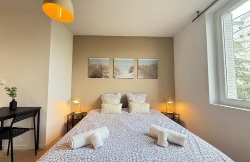 Parilly Apartment | Studio Mars NEW & Cozy - Parilly Train Station