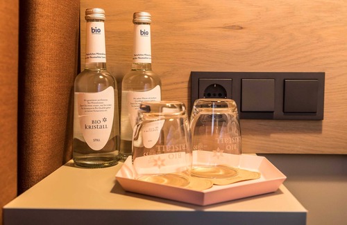 Kriegshaber House | Studio Mehr Freiraum - Hotel einsmehr