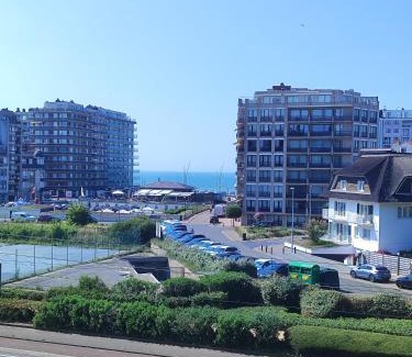 Westende Apartment | Studio met zeezicht