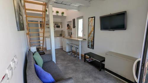 Stockfeld Apartment | Studio Mezzanine Chez Papou, Ville et Forêt