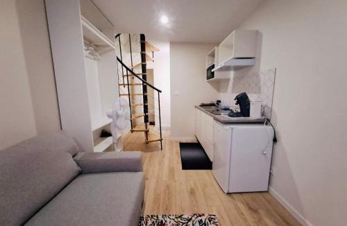 Orly Apartment | Studio Mezzanine Métro 14 Paris