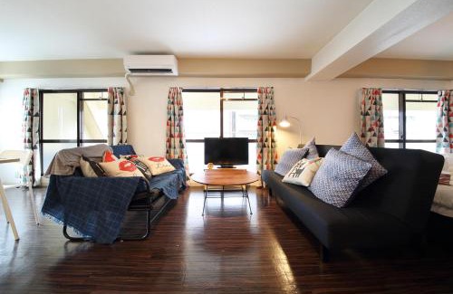 Minamisenba Apartment | Studio Minamisenba 803