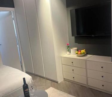 Neve Tzedek Apartment | studio mirel 4