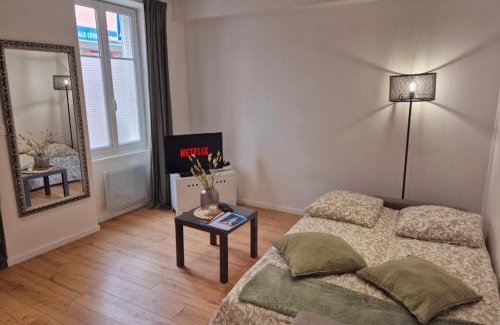 Miribel Apartment | Studio Moderne et Cosy à Miribel