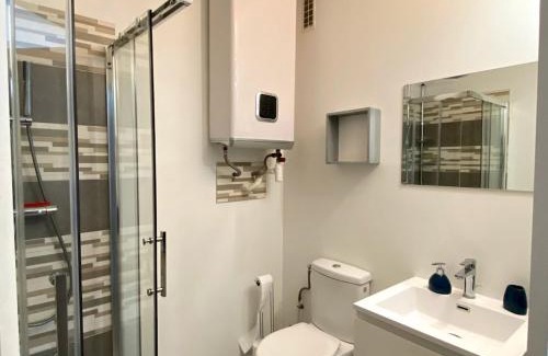 Aix-les-Bains City Center Apartment | Studio moderne et lumineux centre ville Aix les Bains