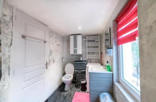 Meyzieu Apartment | Studio Moovy Proche Stade Groupama, LCLD ARENA , Eurexpo Lyon