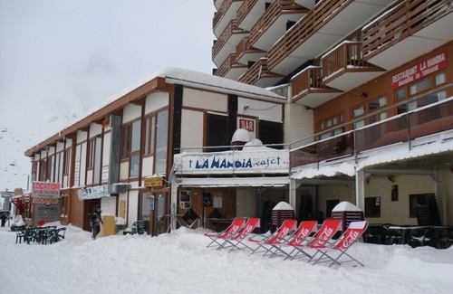 La Mongie Apartment | studio mountain view to the slopes