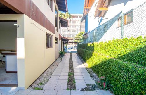 Jurere Internacional Apartment | Studio na quadra do mar em Jurerê PR1362