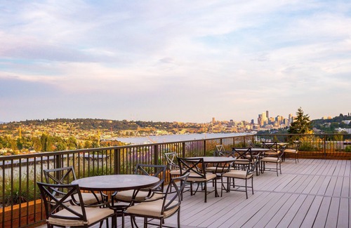 Fremont Apartment | Studio Near Downtown | Breakfast + Pool Access!