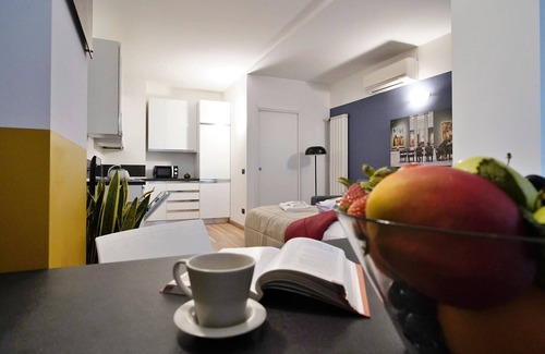 Zona Lancetti Apartment | Studio near Politecnico, Milan