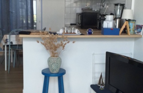 Parame Apartment | Studio near the sea