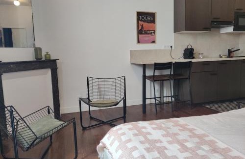 Saint-Avertin Apartment | Studio neuf, wifi, rack vélo
