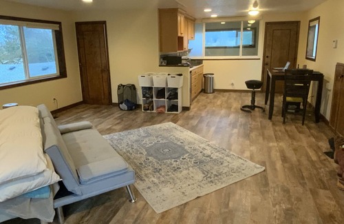 Corvallis Apartment | Studio next to beautiful Hiking trails peaceful neighborhood
