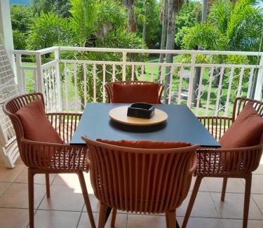 Gros Raisins Resort | Studio O'PALM