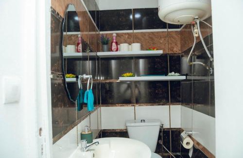 Libreville Apartment | Studio Okala M Appartement meublé proche aéroport Libreville