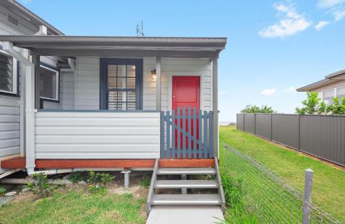 Urunga Apartment | Studio on Morgo over looking the ocean and rivers