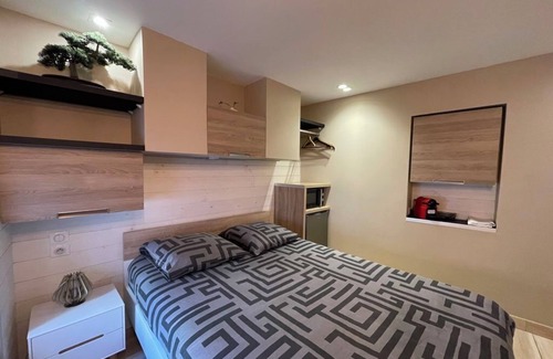 Montlucon Apartment | Studio on the banks of the Cher