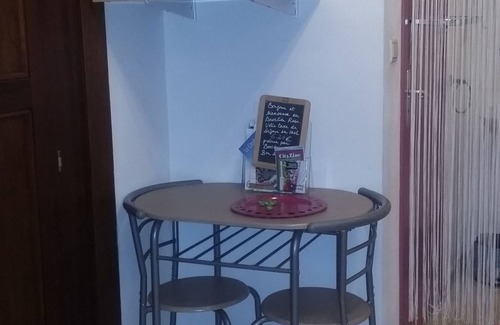 Malonne Apartment | Studio on the ground floor - entrance parking garden private terrace