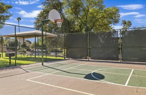 Las Casitas del Sur Apartment | Studio on the Lake w/Pool, Hot Tub & Tennis