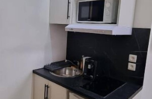 Saint-Quentin Apartment | Studio Orchidée, Tout Confort, Rénové