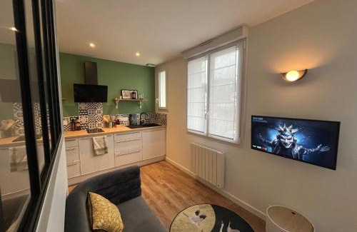 Lorient Apartment | STUDIO OSAKA - HYPER CENTRE LORIENT