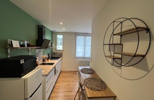 Lorient Apartment | STUDIO OSAKA - HYPER CENTRE LORIENT