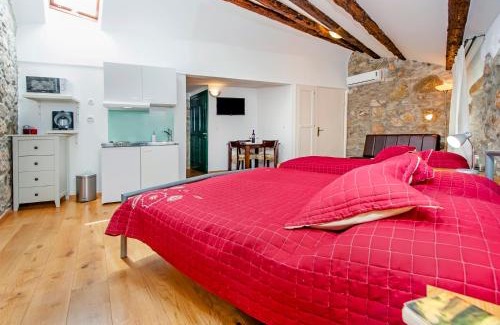 Rovinj Apartment | Studio Oscar IV With Terrace and Sea View