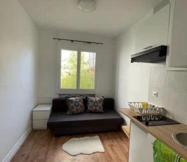 Saint-Fargeau Apartment | Studio paisible Paris 20