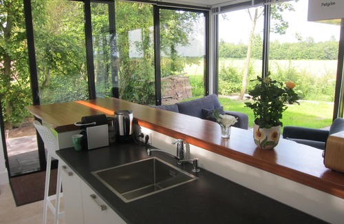 Bergen Apartment | Studio Panorama: a luxury apartment with fantastic panoramic views and privacy.