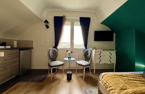 Chatellerault Apartment | Studio Paris I Artdesign & calme en plein centre - confort garanti