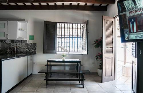 Catedral Apartment | Studio PH Apt w/Huge Balcony & Amazing Views - Fortaleza Apt 10
