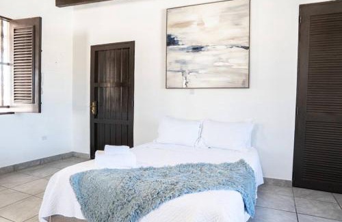 Catedral Apartment | Studio PH Apt w/Huge Balcony & Amazing Views - Fortaleza Apt 10