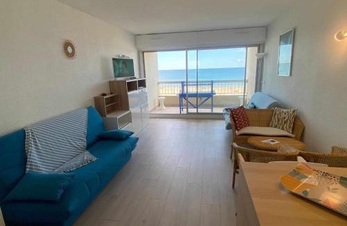 Marseillan Plage Apartment | Studio pied dans l'eau, grand frigo, lave-vaisselle, lave-linge, parking privé - FR-1-326-787