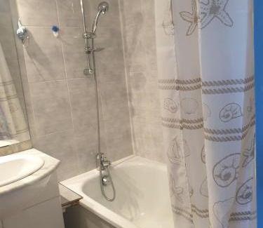 Port Rive Gauche Apartment | Studio plage du Grazel